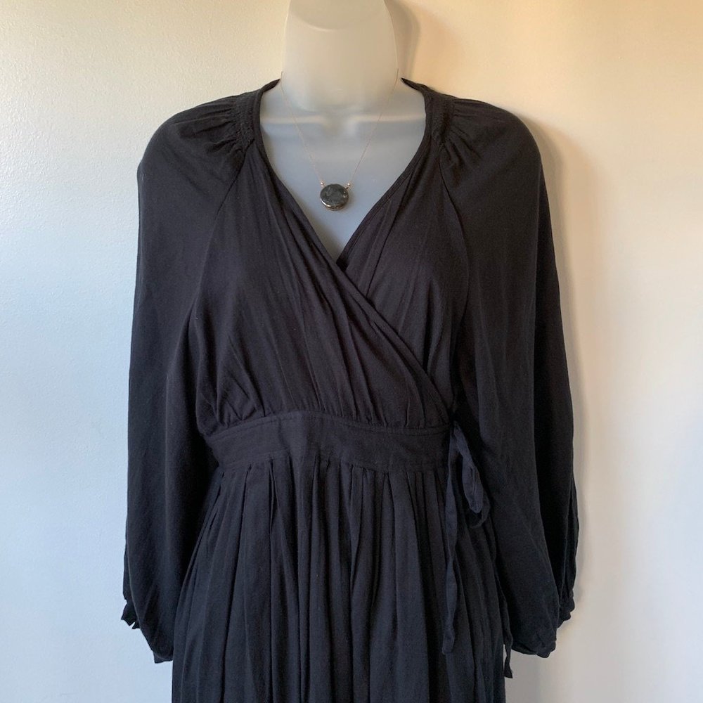 Ne Quitteez Pas black wrap dress